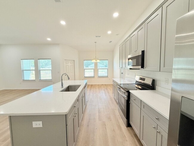 Building Photo - Spacious 4-Bedroom Home - New Construction