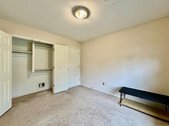 Building Photo - 1300 NW 138th St