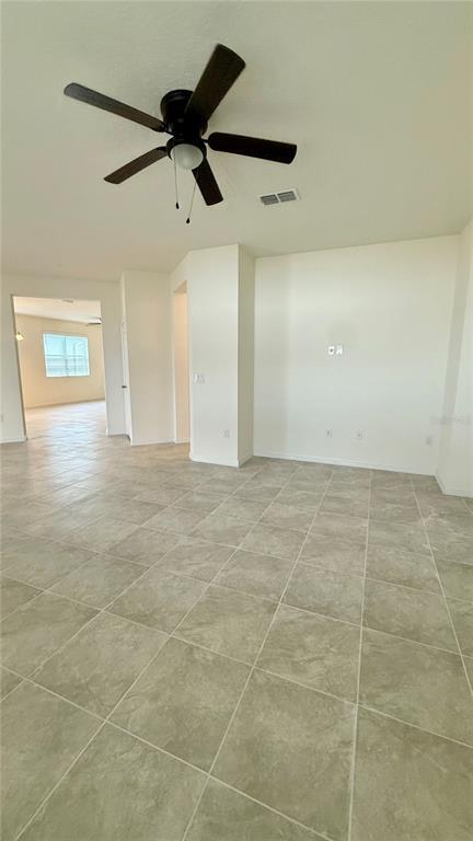 Building Photo - 3581 Dovetail Ave