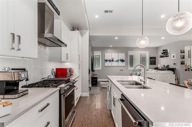 Building Photo - 2920 W 26th Ave