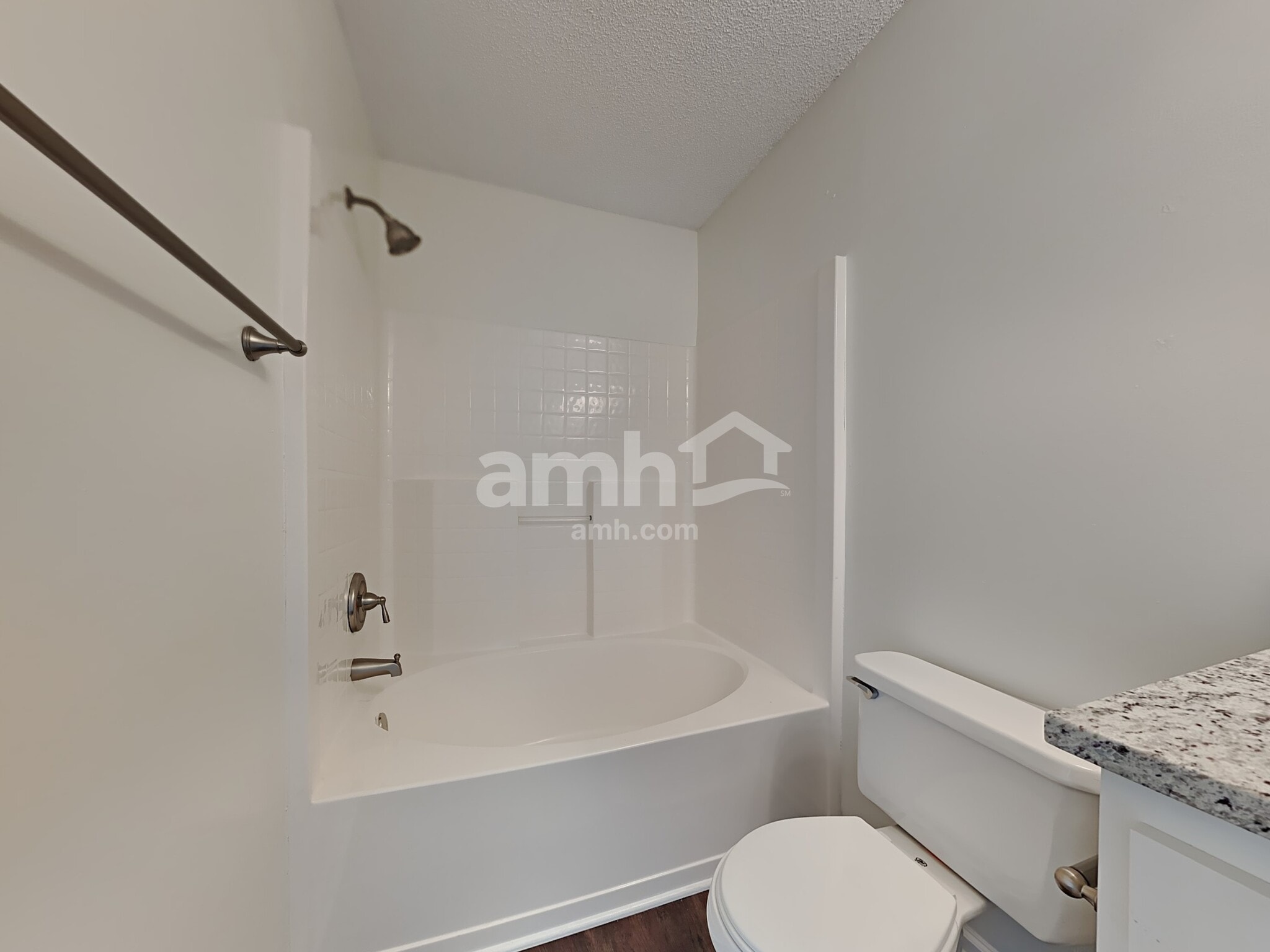 Building Photo - 114 Blue Jasmine Ln