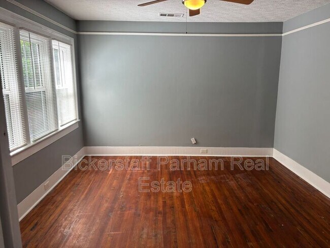 Building Photo - 1405 Virginia St