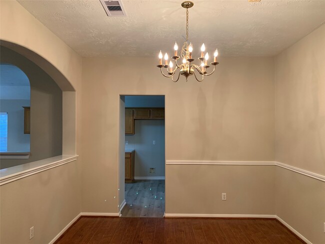 Building Photo - 3611 Stratford Town Ln