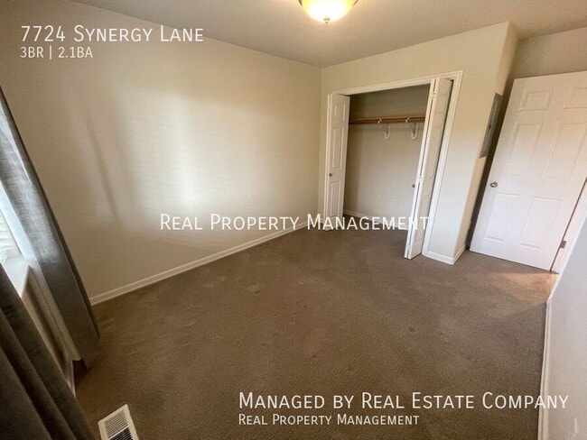 Building Photo - 7724 Synergy Ln