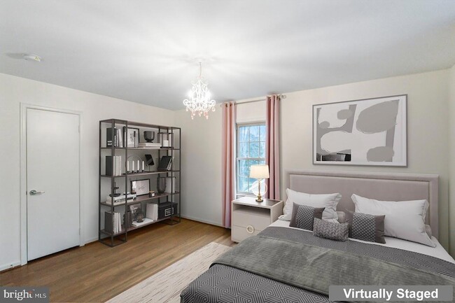 Building Photo - 9312 Sprinklewood Ln