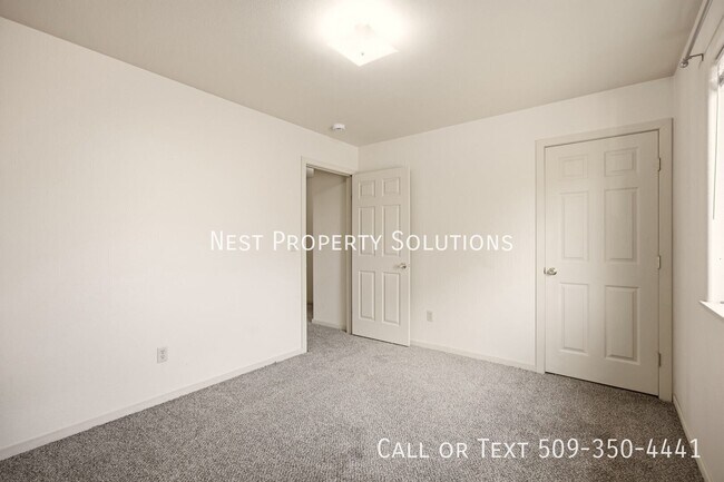 Building Photo - 1818 W Crouse St