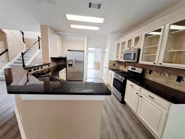 Building Photo - 2122 Wheaton Trail