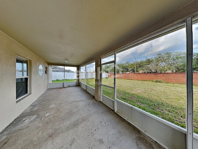 Building Photo - 194 Velveteen Place