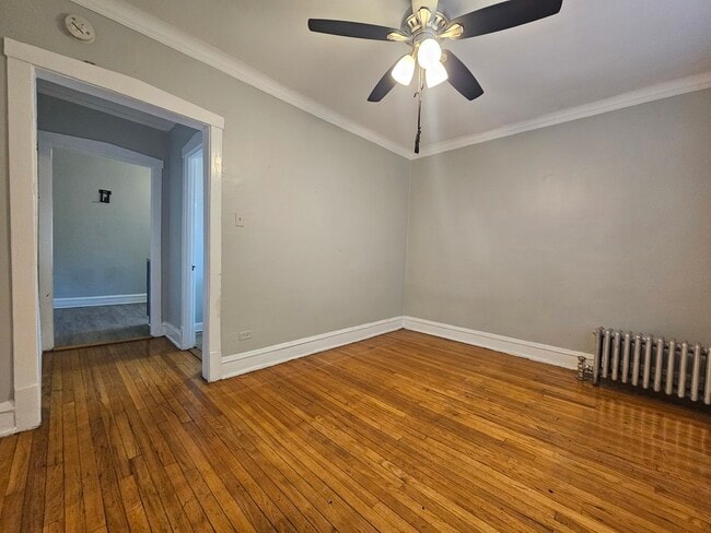 Building Photo - 4829 N Springfield Ave