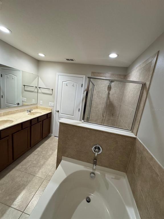 Building Photo - 2091 Bent Grass Ave