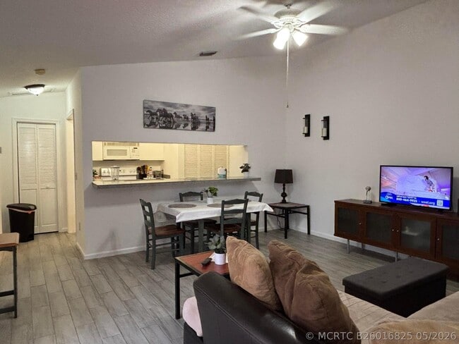 Building Photo - 1289 Periwinkle Pl