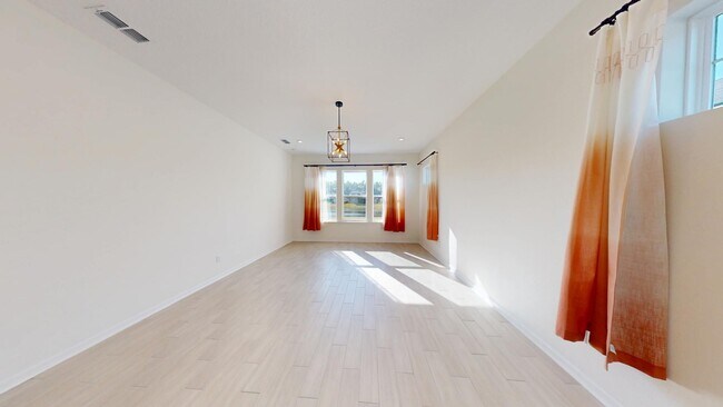 Building Photo - 4BR/ 4.5BA Beautiful Home In Eagles Landing  **$1000 OFF First Full Month**