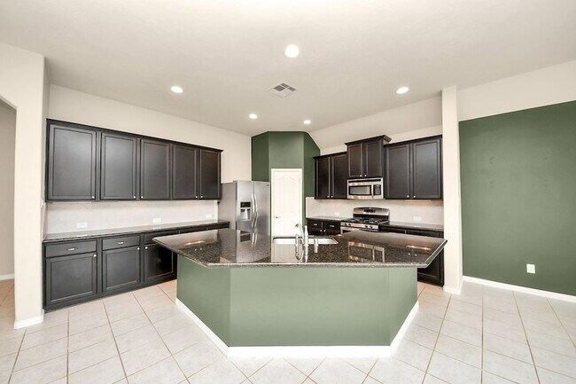 Building Photo - 3058 Winterberry Ln