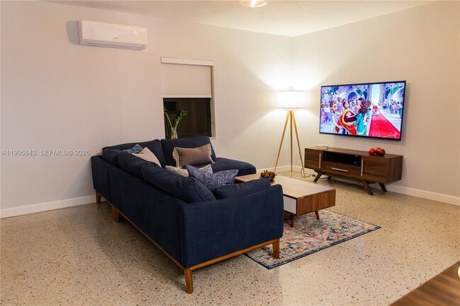 Building Photo - 2040 NE 173rd St