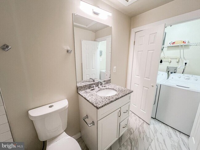 Building Photo - 845 Upshur St NW