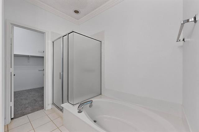 Building Photo - 8400 Hickory St