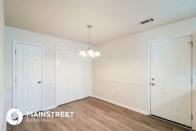 Building Photo - 6307 Avery St SW