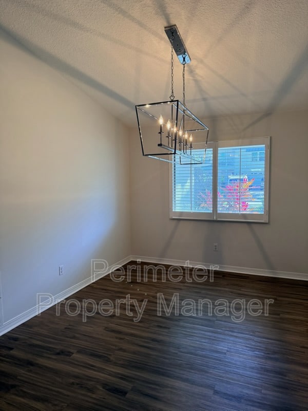 Building Photo - 27 Monterey St