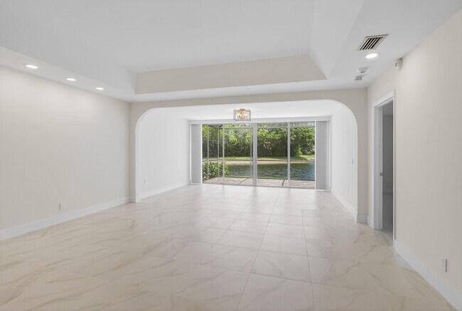 Building Photo - 9151 Pine Springs Dr