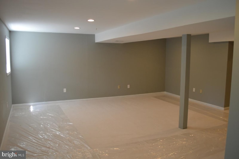 Building Photo - 4402 Birchtree Ln