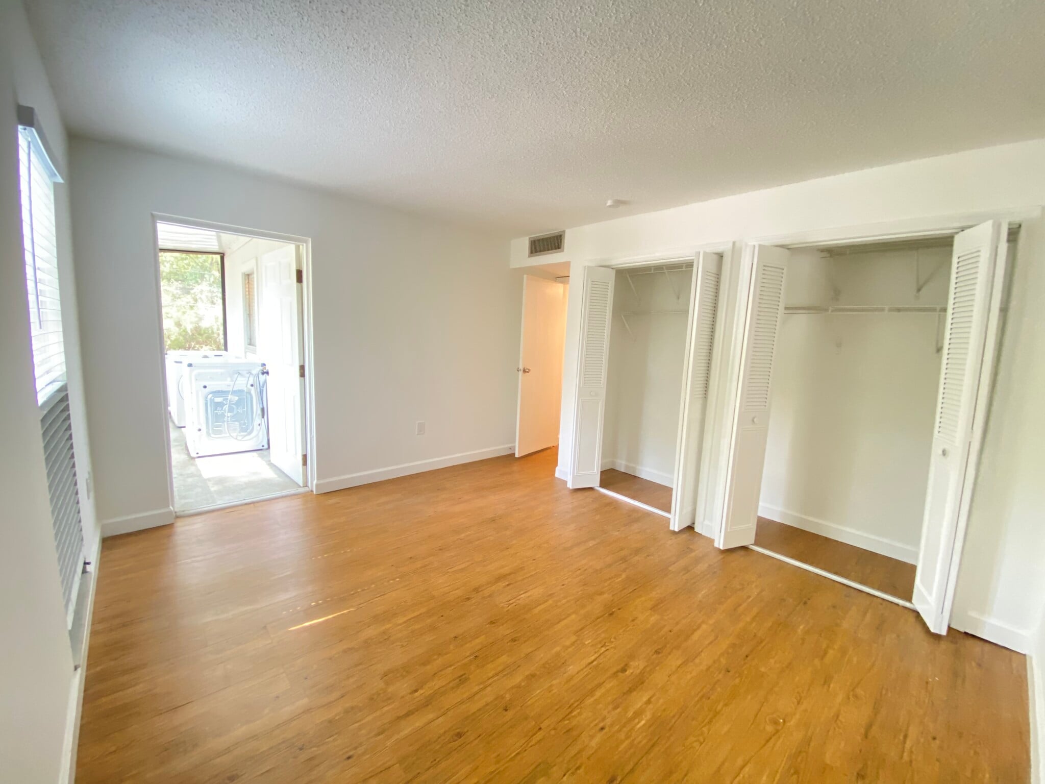 Building Photo - 701 SW 75th St
