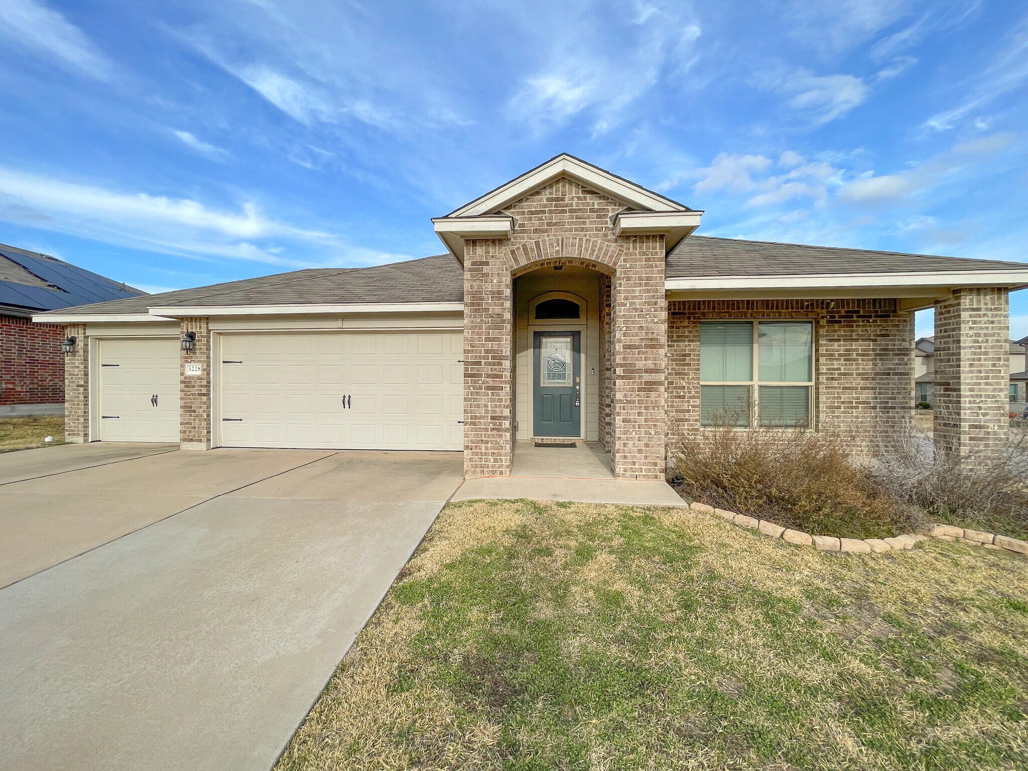 Building Photo - 3228 Beutel Rd