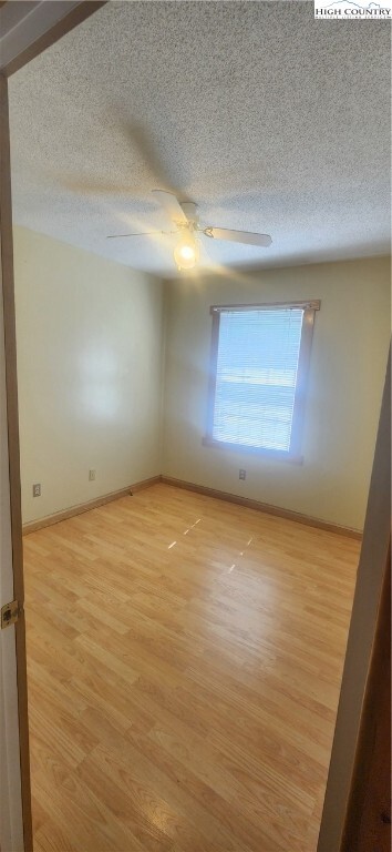 Building Photo - 112 Knoll Dr