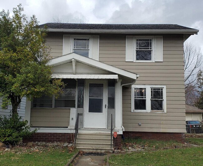 Exterior - 1705 Columbia Ave