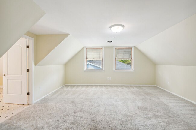 Building Photo - 12507 Starlight Ln