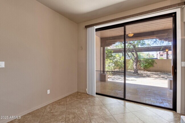 Building Photo - 12438 N Saguaro Blvd