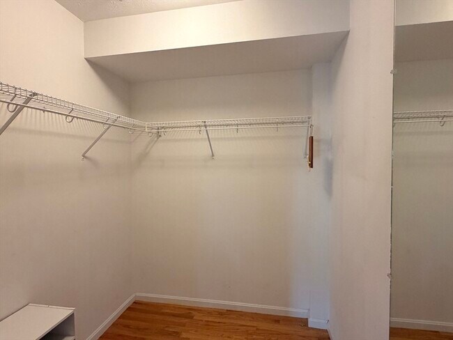 Building Photo - 7 Conant Rd