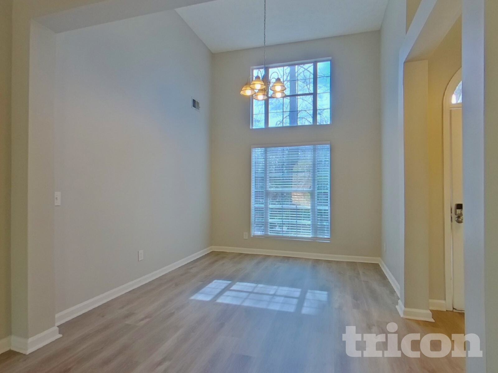 Building Photo - 6030 Savannah Dr