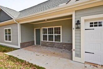 Building Photo - Black Mountain Condo available now