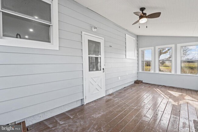 Building Photo - 695 Salem Quinton Rd