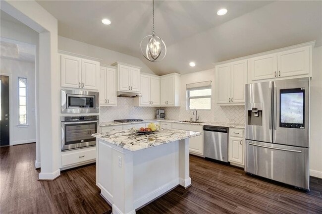 Building Photo - 209 Wynnpage Dr