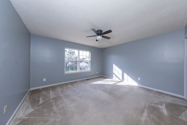 Building Photo - 203 Bruton Dr