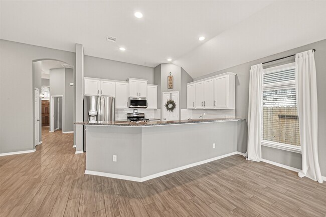 Building Photo - 18507 Sleeping Bear Wy