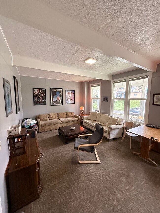 Building Photo - 1523/1525 Grant St