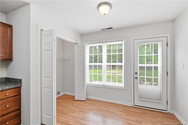 Building Photo - 2305 Gray Goose Loop