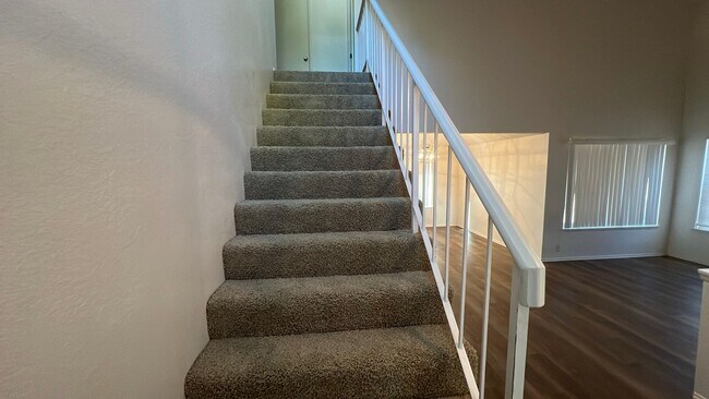 Building Photo - West Lancaster Home in a cul-de-sac