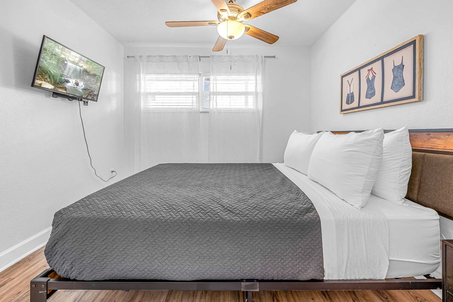 Building Photo - 3524 S Atlantic Ave