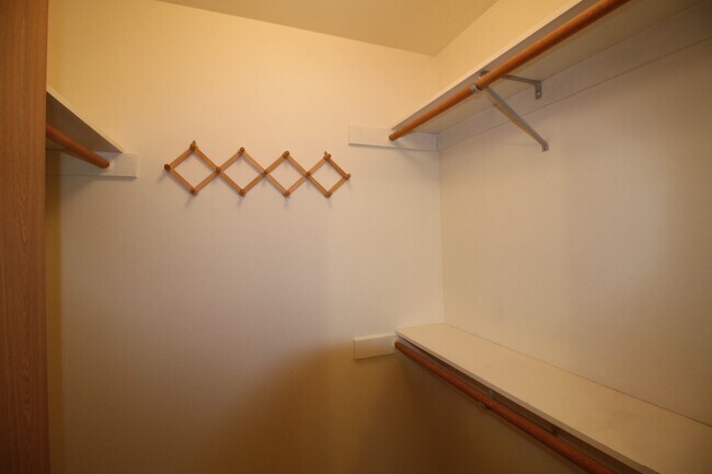 Building Photo - 3 Bed 2.5 Bath - Shannon Forest - Hillcrest - Pet Friendly - NAS Whidbey