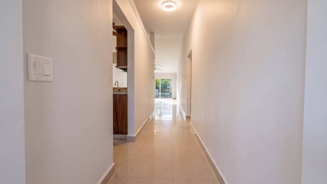 Building Photo - 5430 SW 25th Ave