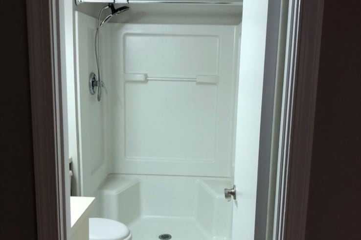 master bath - 313 Glen Ln