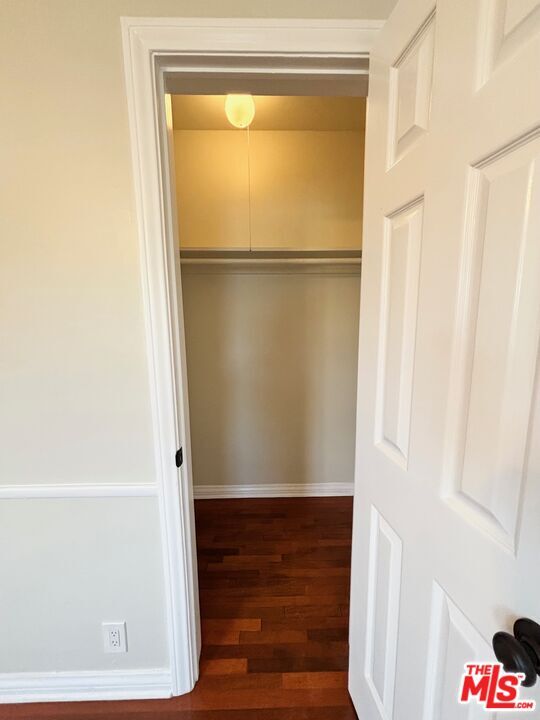 Building Photo - 1075 S Ogden Dr