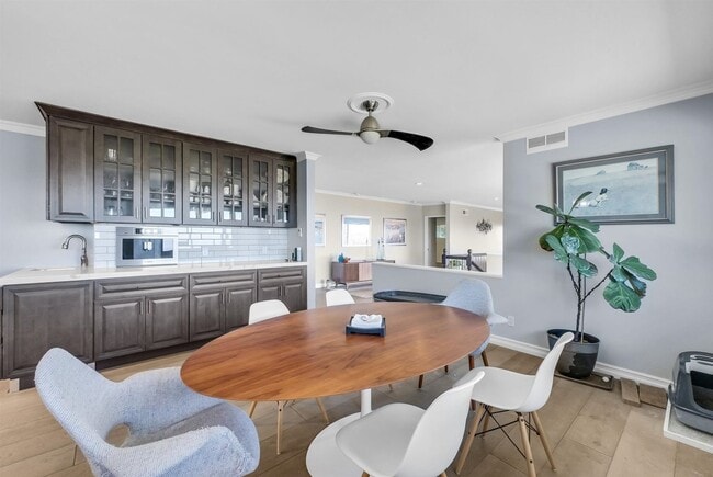 Building Photo - Living On Top Of The World