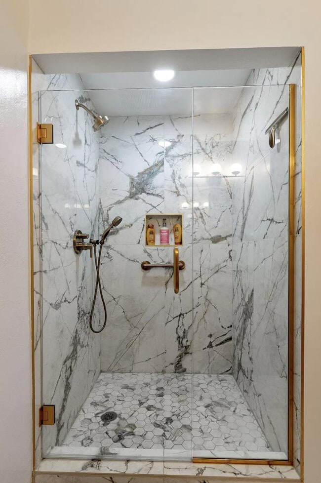 Building Photo - 4917 N 73rd St