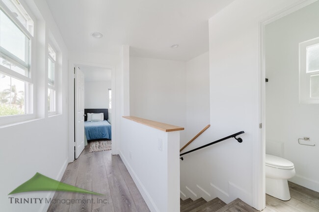 Building Photo - 341 N Sierra Ave