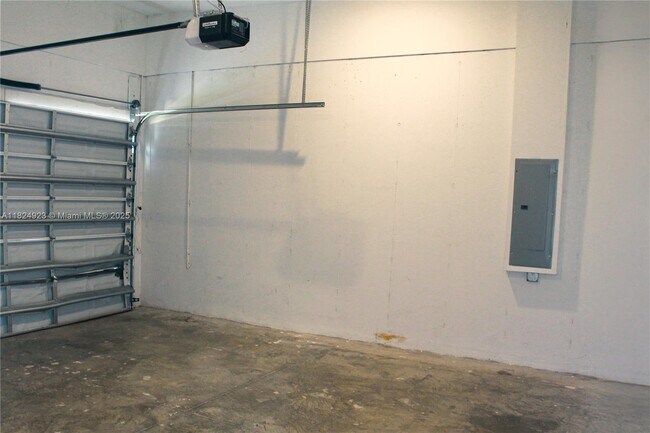 Building Photo - 2915 65th St W