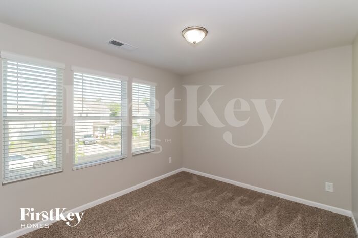 Building Photo - 7606 Wallace Farm Ln